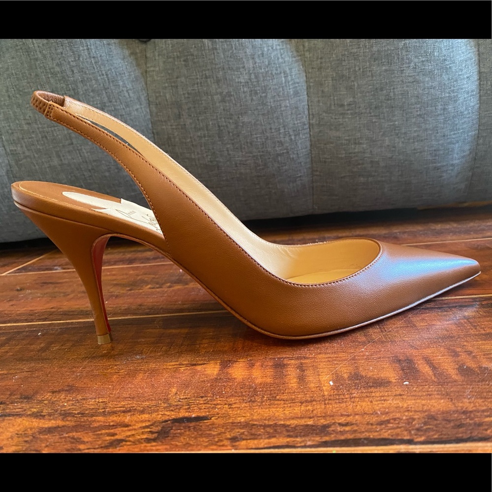 NEW Christian Louboutin
